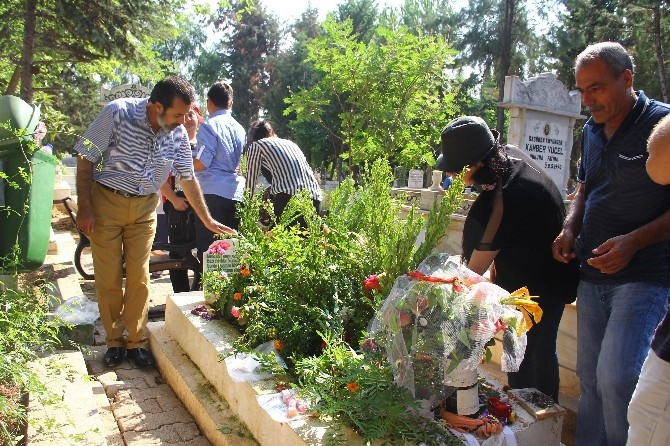 Aslan Ailesinin ‘Özgecan’sız İlk Bayramında Hüzün