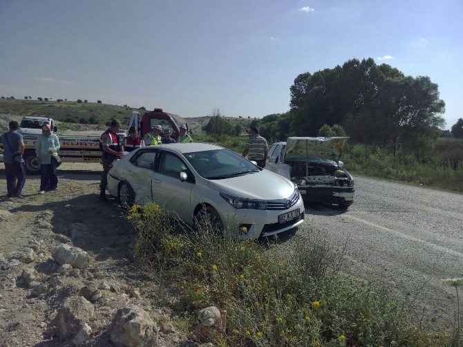 Konya’da Trafik Kazaları: 11 Yaralı