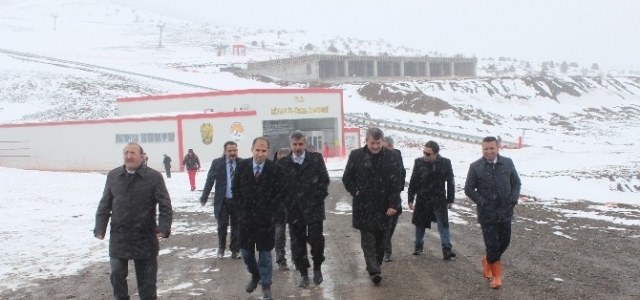 Konya Heyeti Yıldız Dağı Kış Sporları Merkezi’nde İncelemede Bulundu