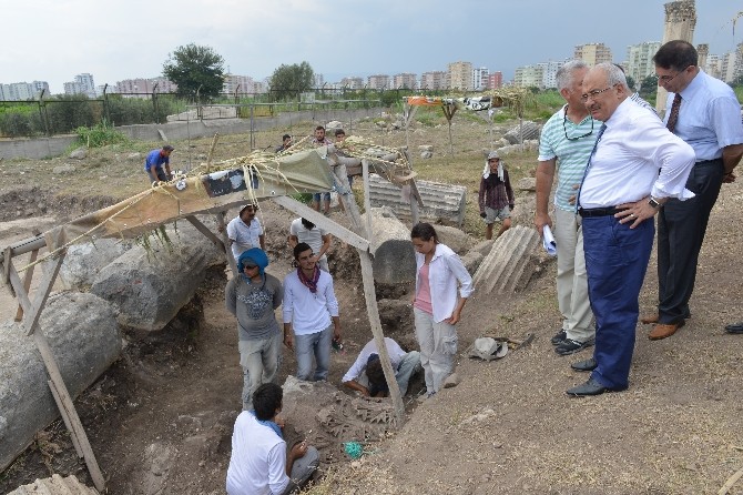 Soli Pompeipolis Antik Kent Kazıları Sürüyor