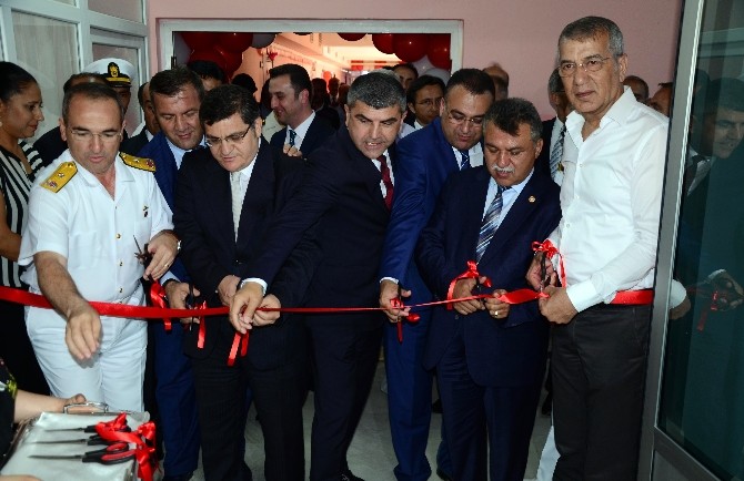 Babası İstedi, Engelli Çocuğunun Okuduğu Okula Spor Salonu Yapıldı