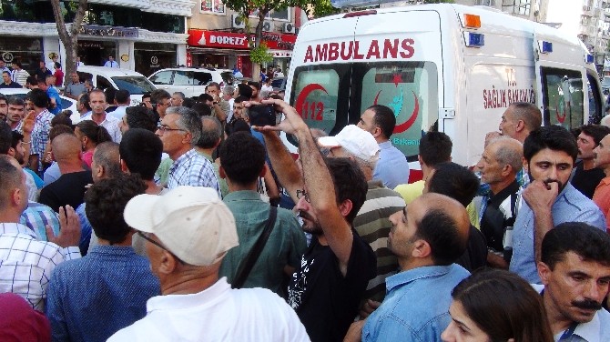 Suruç’taki Olayı Protesto Eden Gruba Saldırı: 2 Yaralı