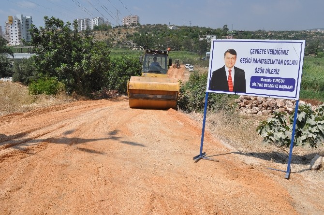 Atakent Mahallesi Yeni Yollara Kavuşuyor