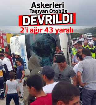 Samsun'da acemi erleri taşıyan otobüs devrildi