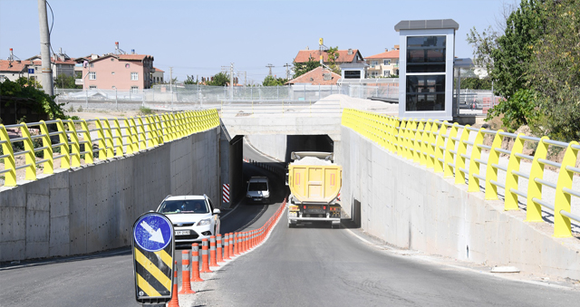 Konya-Karaman YHT hattında iki alt geçit trafiğe açıldı