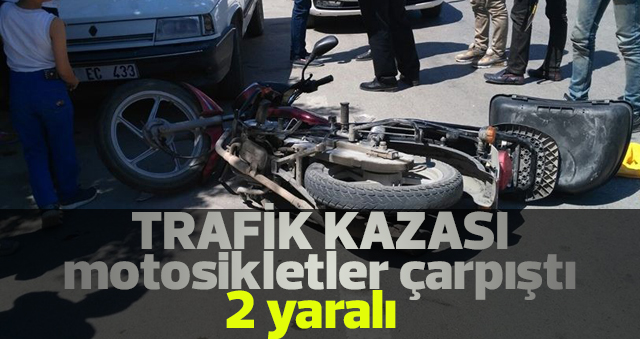 Karamanda Motosikletler Çarpıştı: 2 Yaralı