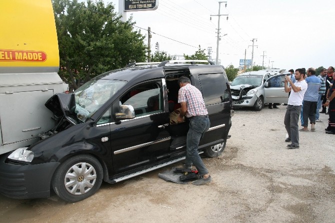 Kulu’da Üç Araçlı Trafik Kazası: 4 Yaralı