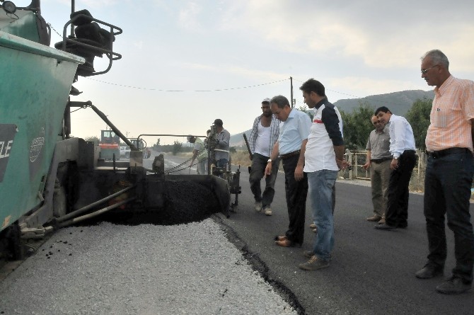 Akşehir Gazi Bulvarı’nda Asfaltlama Çalışmaları