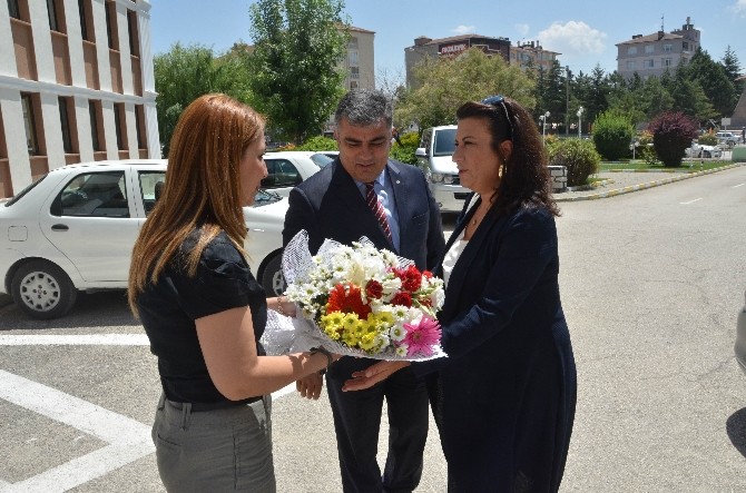 Eski Milli Eğitim Bakanı Nimet Baş, Başkan Özgüven’i Ziyaret Etti