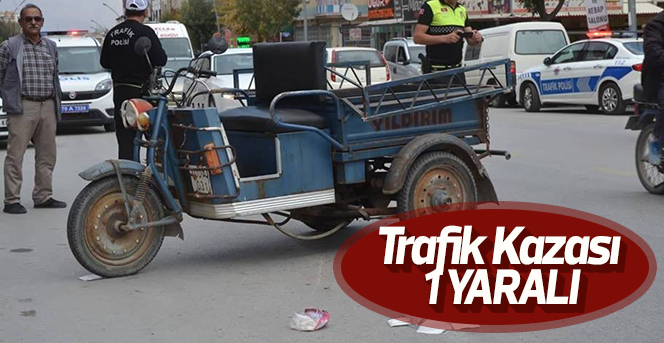 Otomobilin çarptığı motosikletli yaralandı