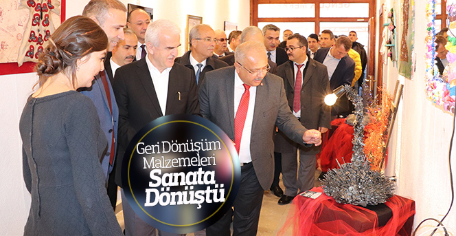 Geri Dönüşüm Malzemeleri Sanata Dönüştü