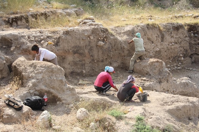 Mersin’de 9 Bin Yıllık Yumuktepe’de Kazılar Başladı