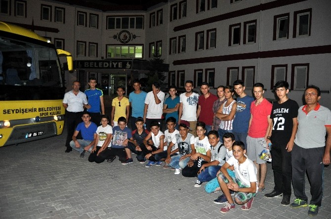 Seydişehir’den 20 Öğrenci Eğitim Kampına Gönderildi