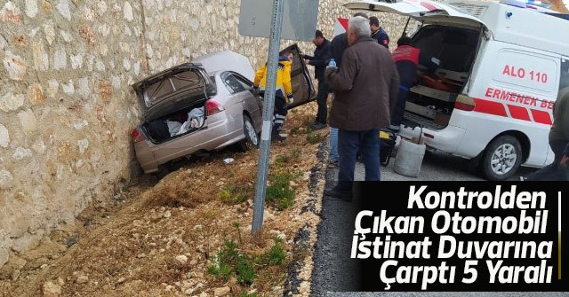 Kontrolden Çıkan Otomobil İstinat Duvarına Çarptı: 5 Yaralı