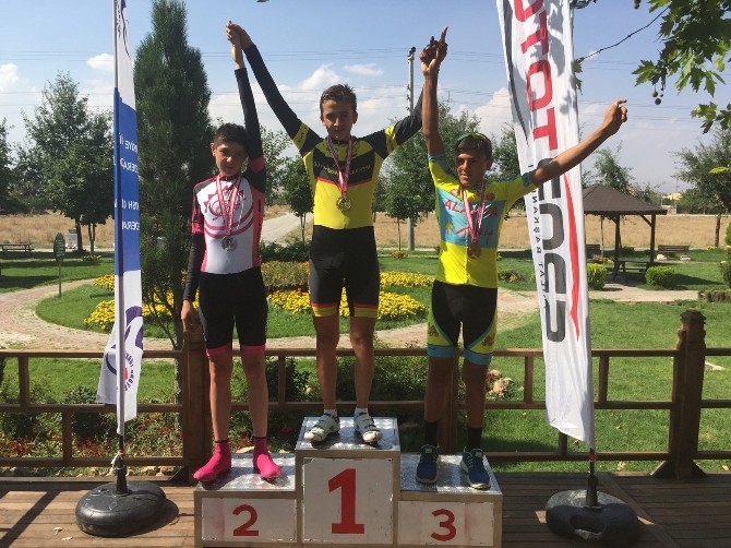 Konya Büyükşehir Belediyespor Bisiklette Şampiyon