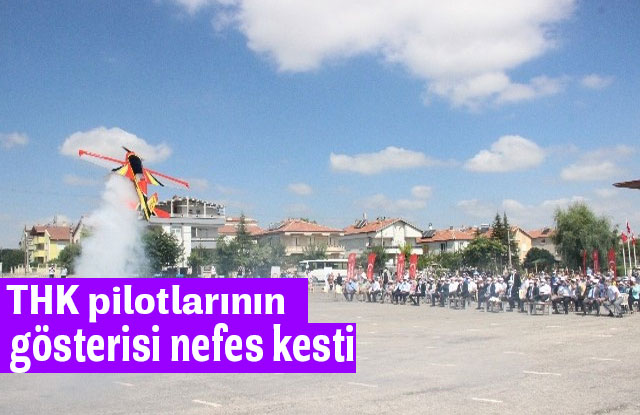 THK Pilotlarının Gösterisi Nefes Kesti