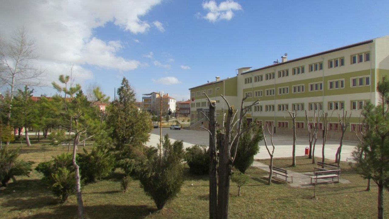 Fatih Anadolu Lisesi Öğrencilerinden Anlamlı Ziyaret