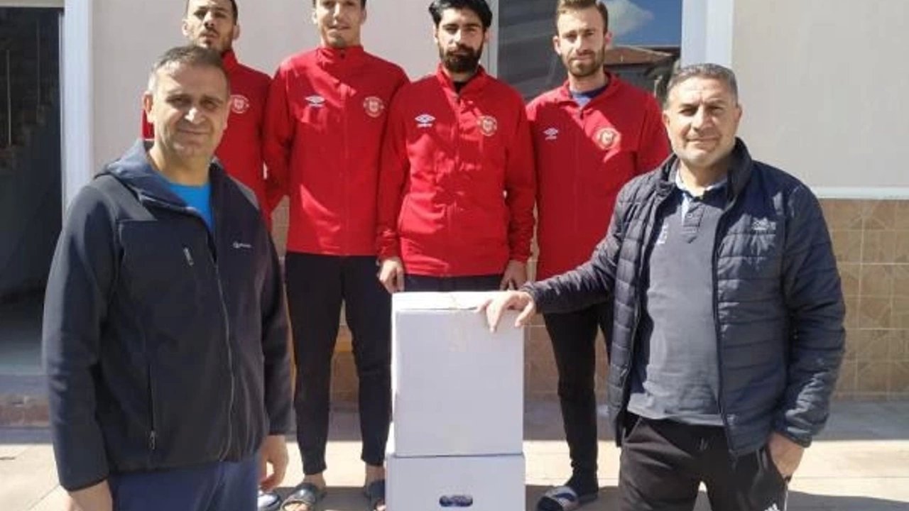 Karaman'da Amatör Spor Kulüplerine Ramazan Yardımı