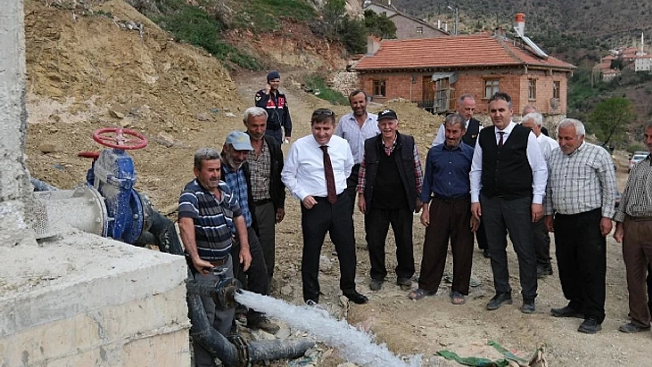 Vali Sarıibrahim Köy Ziyaretlerinde İnceleme Yaptı