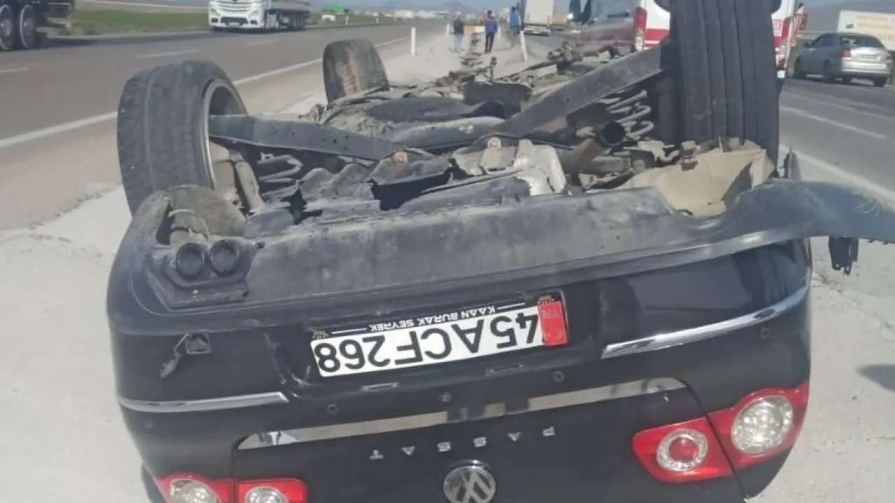 Karapınar'da Otomobil Takla Attı: 2 Yaralı