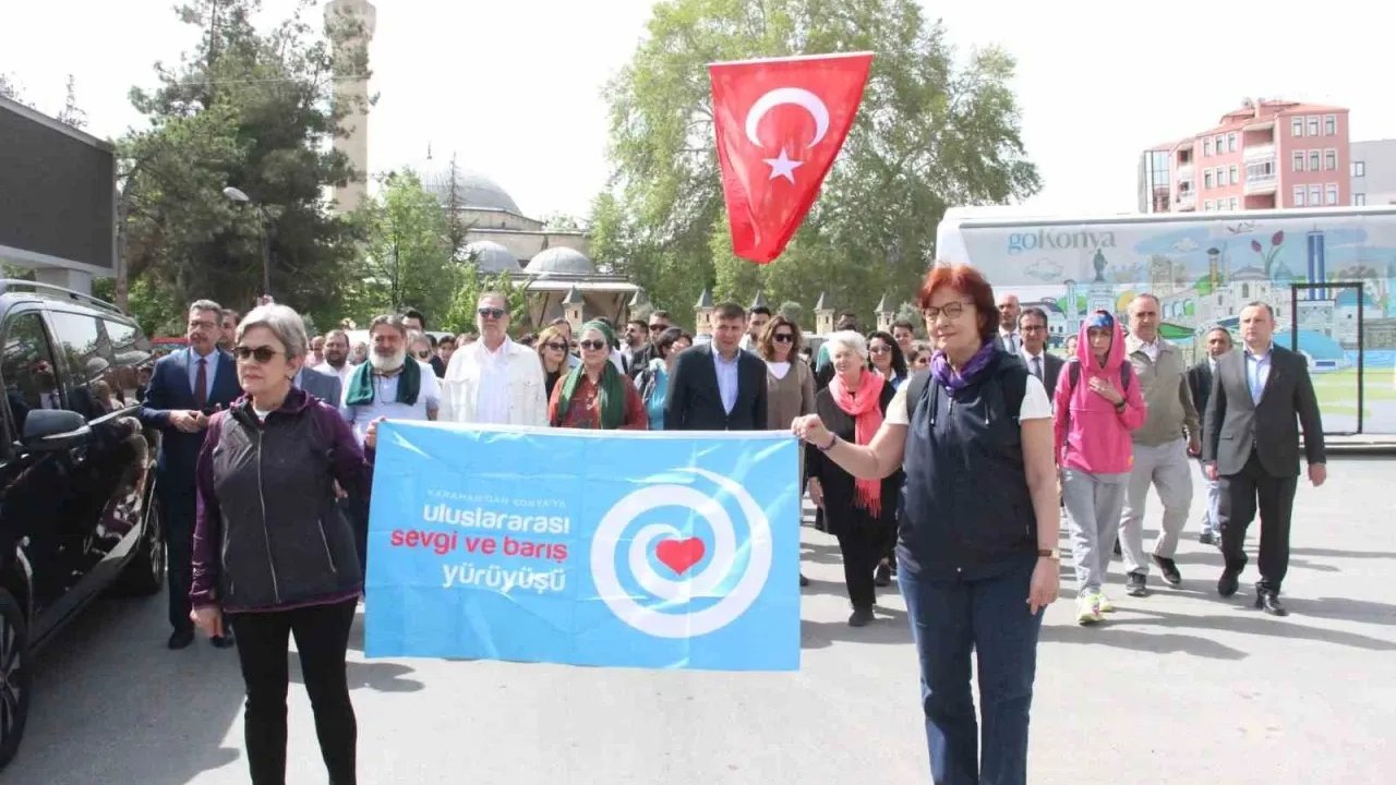 Karaman'dan Konya'ya Mevlana'nın İzinde Sevgi ve Barış Yürüyüşü