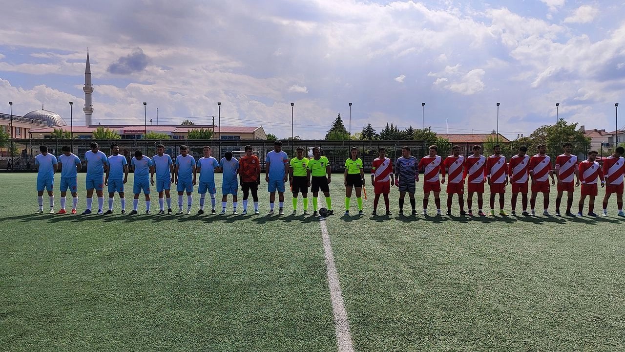KYGM Spor Oyunları Futbol Turnuvası Karaman'da Başladı
