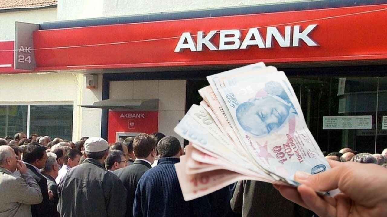 Akbank'tan Beklenen Açıklama: Müşteriler İzinsiz Para Çekimleriyle Endişeli
