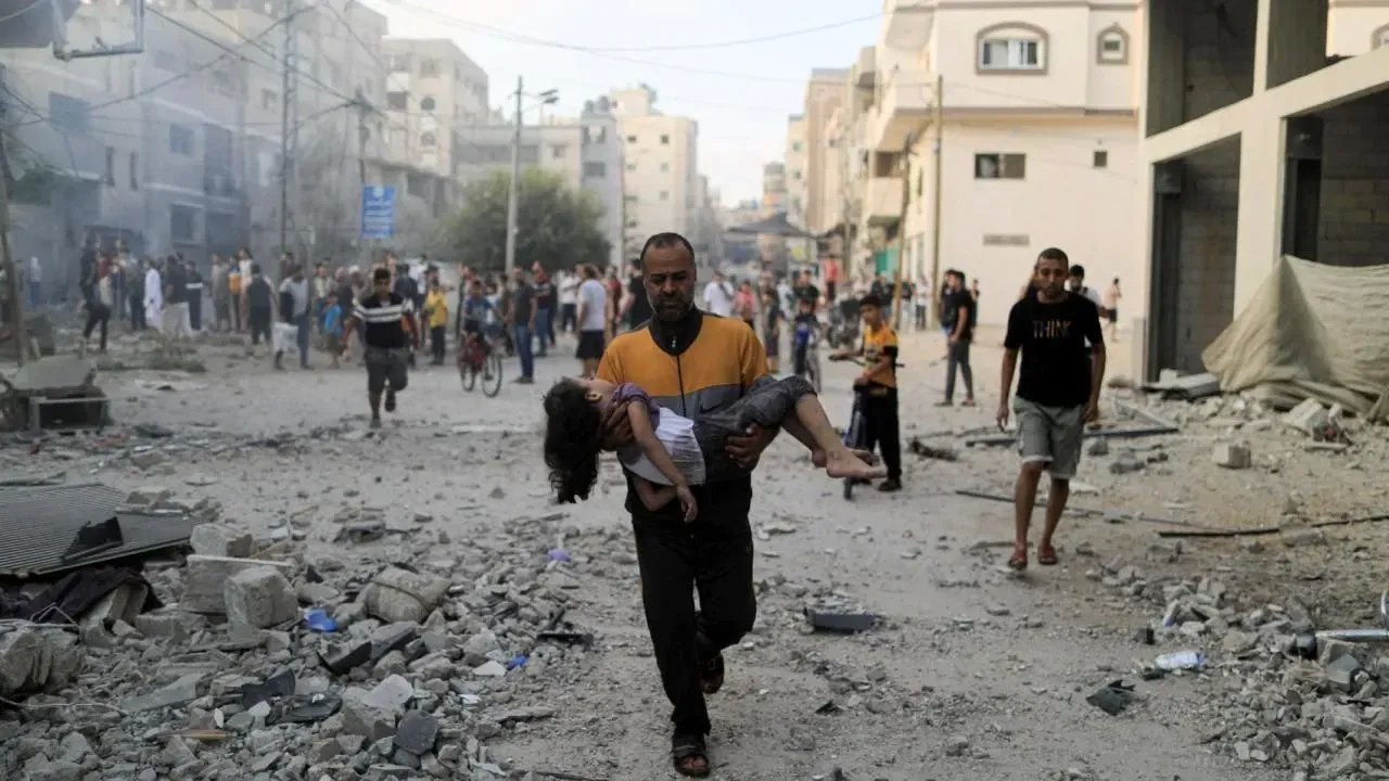 İsrail'in Gazze'ye Yönelik Katliamı Devam Ediyor: Binlerce Masum Hayatını Kaybetti