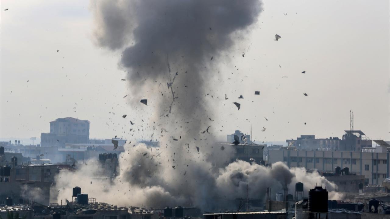 Gazze'de Sürmekte Olan Saldırılarda Ölü ve Yaralı Sayısı Artıyor
