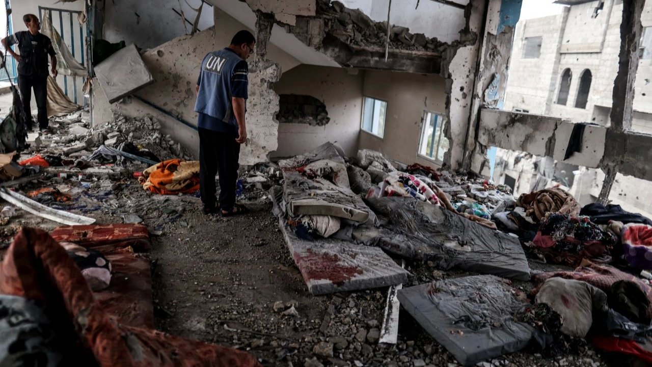 İsrail'in Gazze'deki Okul Saldırısında 39 Ölü, Onlarca Yaralı