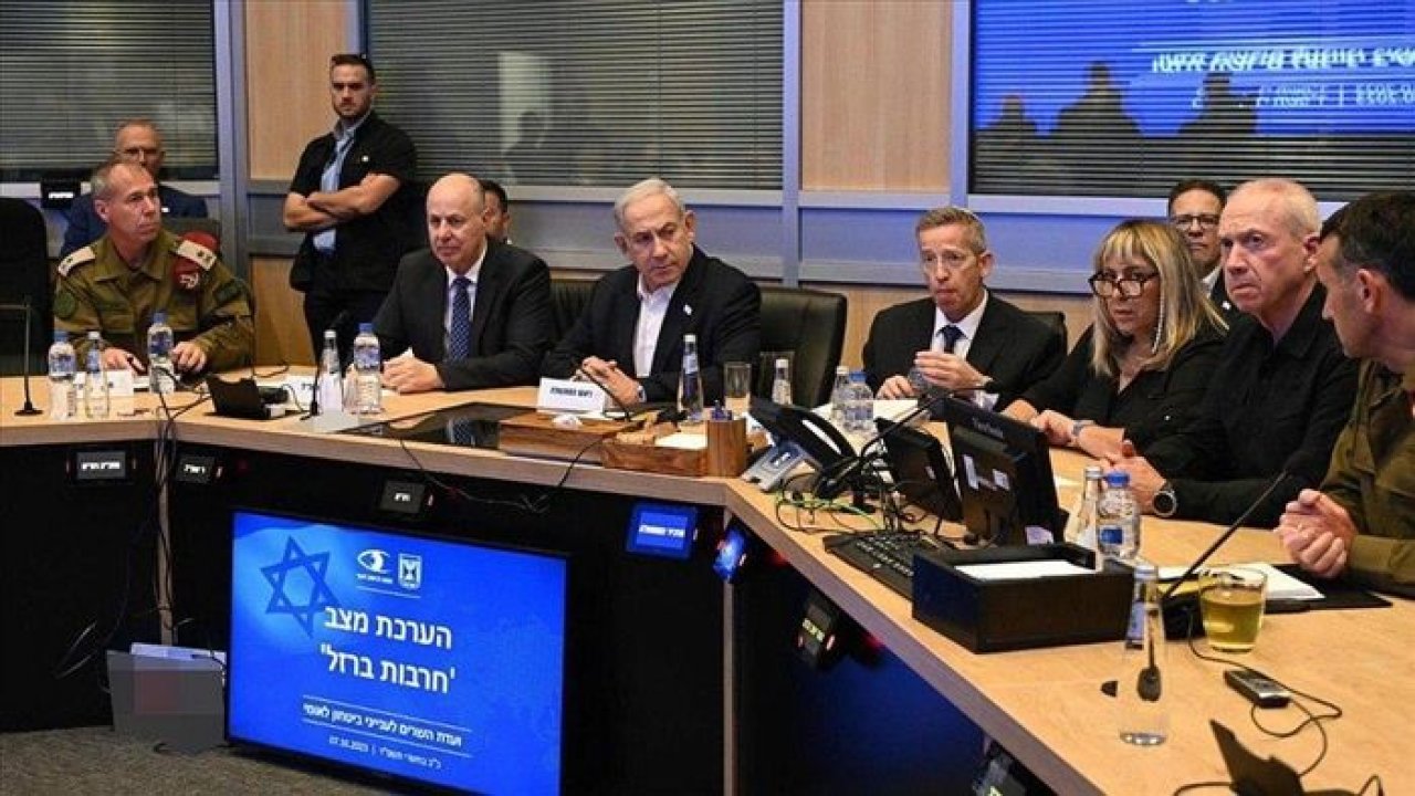 Gantz, Netanyahu'nun Gazze Planı Onaylamaması Durumunda İstifa Edeceğini Açıkladı