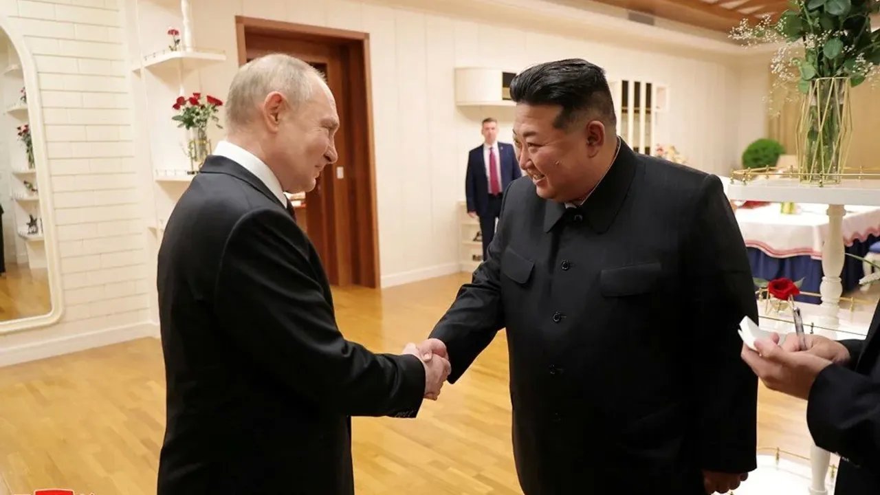 Putin'den Kuzey Kore Ziyareti: Stratejik Ortaklık ve Karşılıklı Yardımlaşma Anlaşması