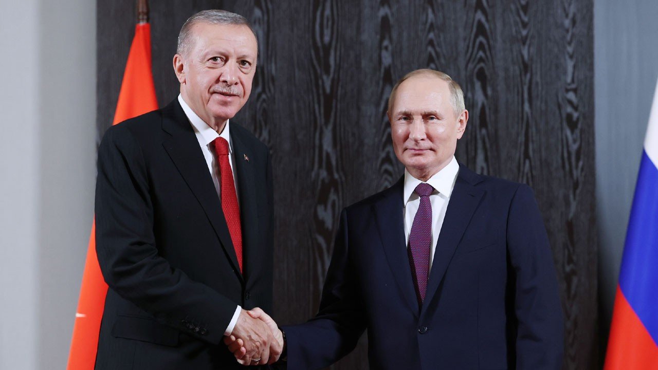 Erdoğan ve Putin'den Ortak Çaba: Terörü Kınamak ve Bölgesel Barış İçin Adımlar