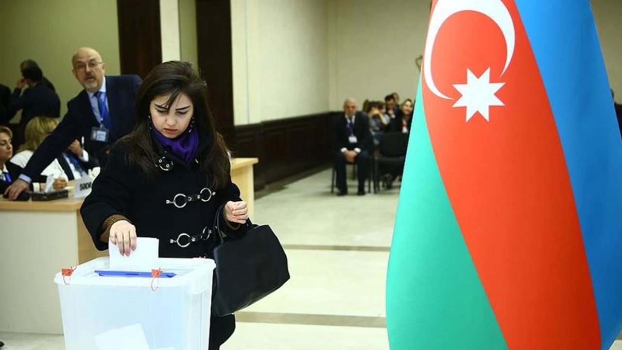 Azerbaycan'da Erken Seçim Kararı: Meclis Seçimleri Eylül Ayında Yapılacak