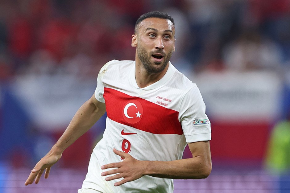 Fenerbahçe Cenk Tosun'u 2 Yıllığına Kadrosuna Katıyor