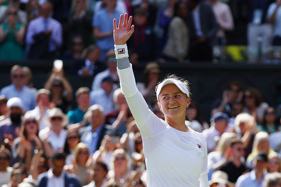 Wimbledon Şampiyonu Krejcikova, Paolini'yi Yenerek Kariyerinde İkinci Grand Slam'ini Kazandı