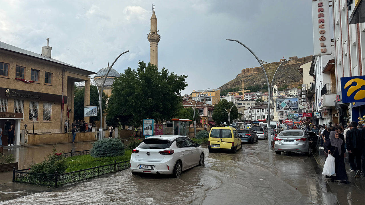 Bayburt'ta Şiddetli Yağış