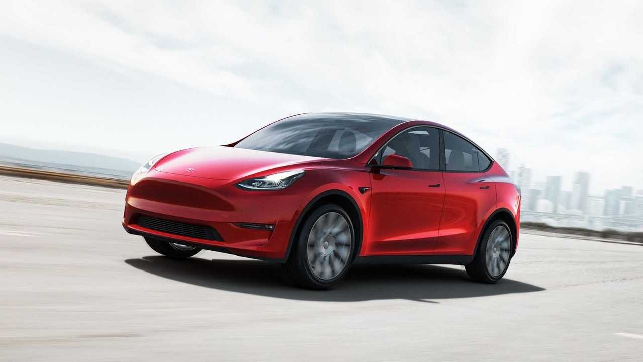 Tesla Model Y’ye Yeni Zam!