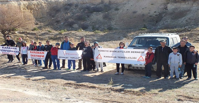 Karaman’da Bisikletçiler Öğretmenler Gününü Unutmadı