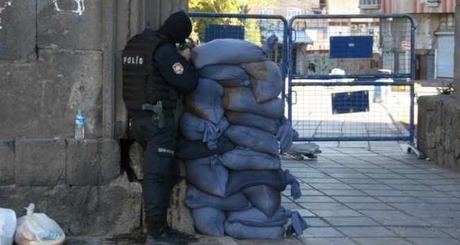 Sur’da 18 terörist öldürüldü