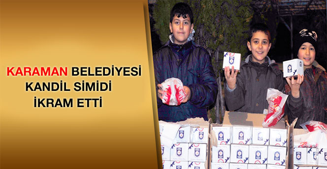 Karaman Belediyesi Kandil Simidi İkram Etti