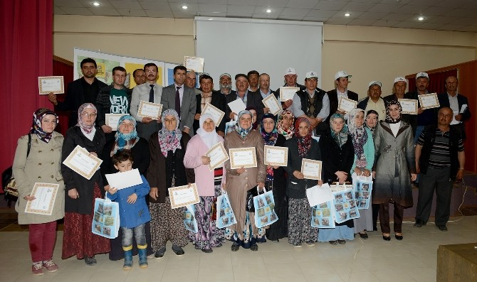 Büyükşehir’den Modern Meyvecilik Ve Çilek Yetiştiriciliği Eğitimi