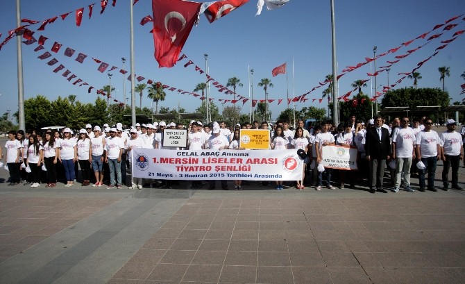 Mersin’de ’Liselerarası 1. Tiyatro Şenliği’ Düzenlendi