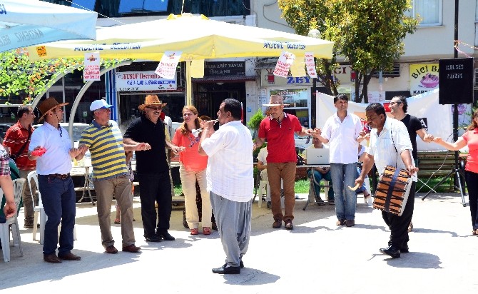 Mersin’de Aile Hekimlerinin Grevi Devam Ediyor