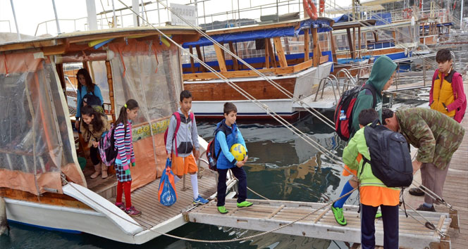 Taşımalı eğitim aracı olarak tekne