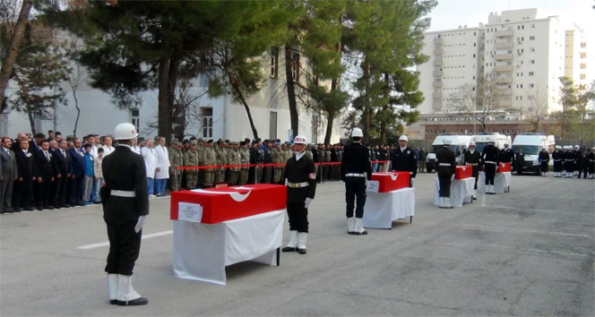 Polis kızından Sur şehitlerine duygusal şiir