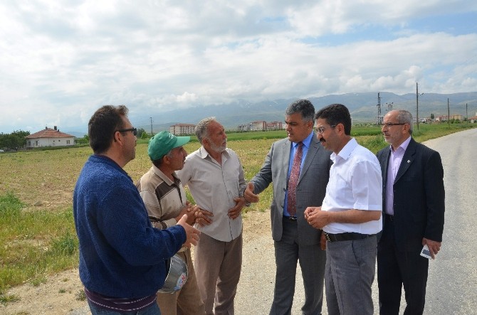 Özgüven, Saha Çalışmalarını Yerinde İnceledi