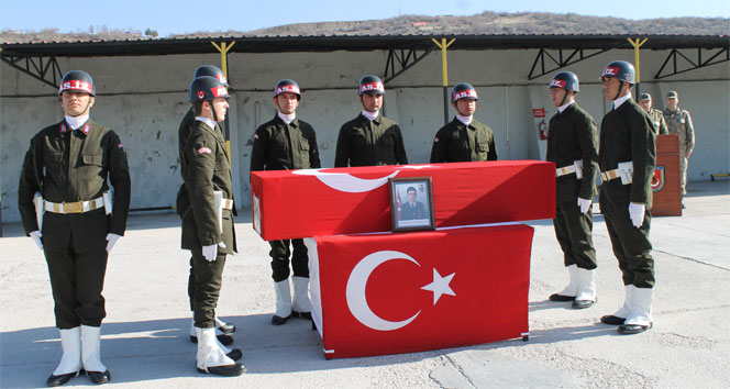 Şırnak'ta şehit asker için tören düzenlendi