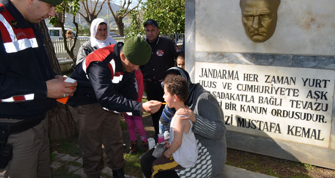 Umut yolunda üç çocuk, üç dram