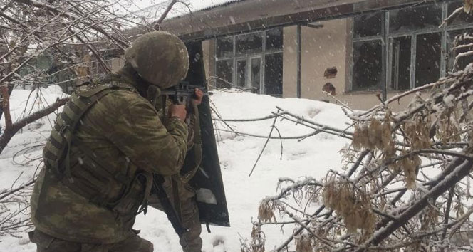 Temizlik sürüyor: 12 terörist daha öldürüldü!